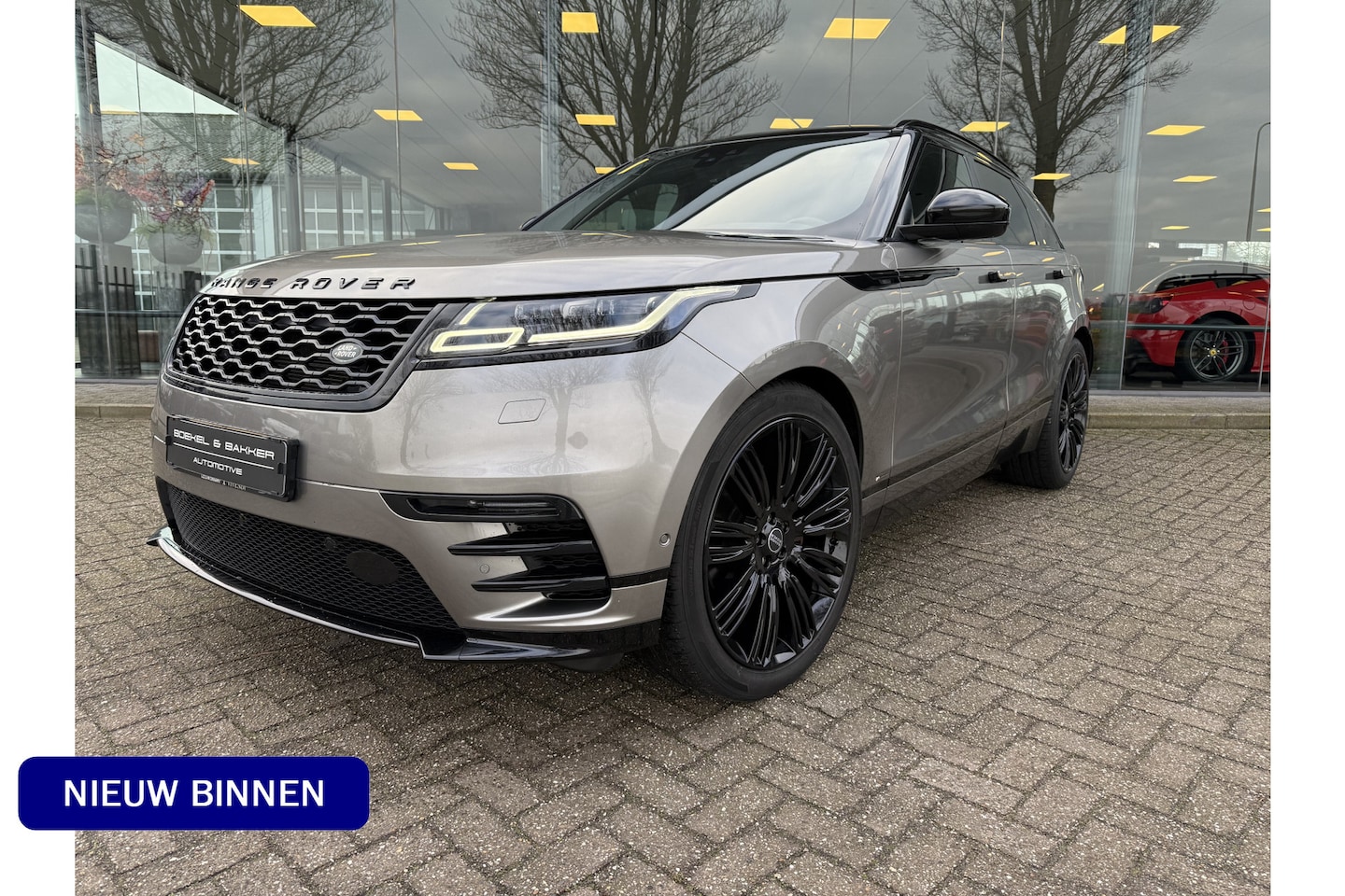 Land Rover Range Rover Velar - 2.0 I4 Turbo AWD R-Dynamic HSE ** Panodak ** 22inch - AutoWereld.nl