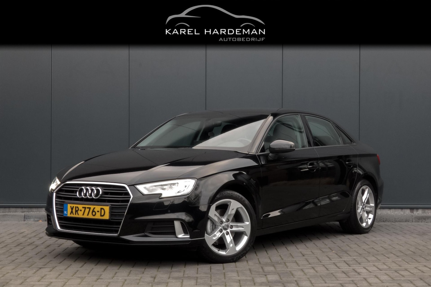 Audi A3 Limousine - 1.5 TFSI CoD Design Pro Line Plus | AFNEEMBARE TREKHAAK | APPLE CARPLAY/ANDROID AUTO | STO - AutoWereld.nl