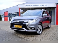 Mitsubishi Outlander - 2.0 PHEV Executive Edition Aut. Navi|Leder-Alcantara|Cam|LMV