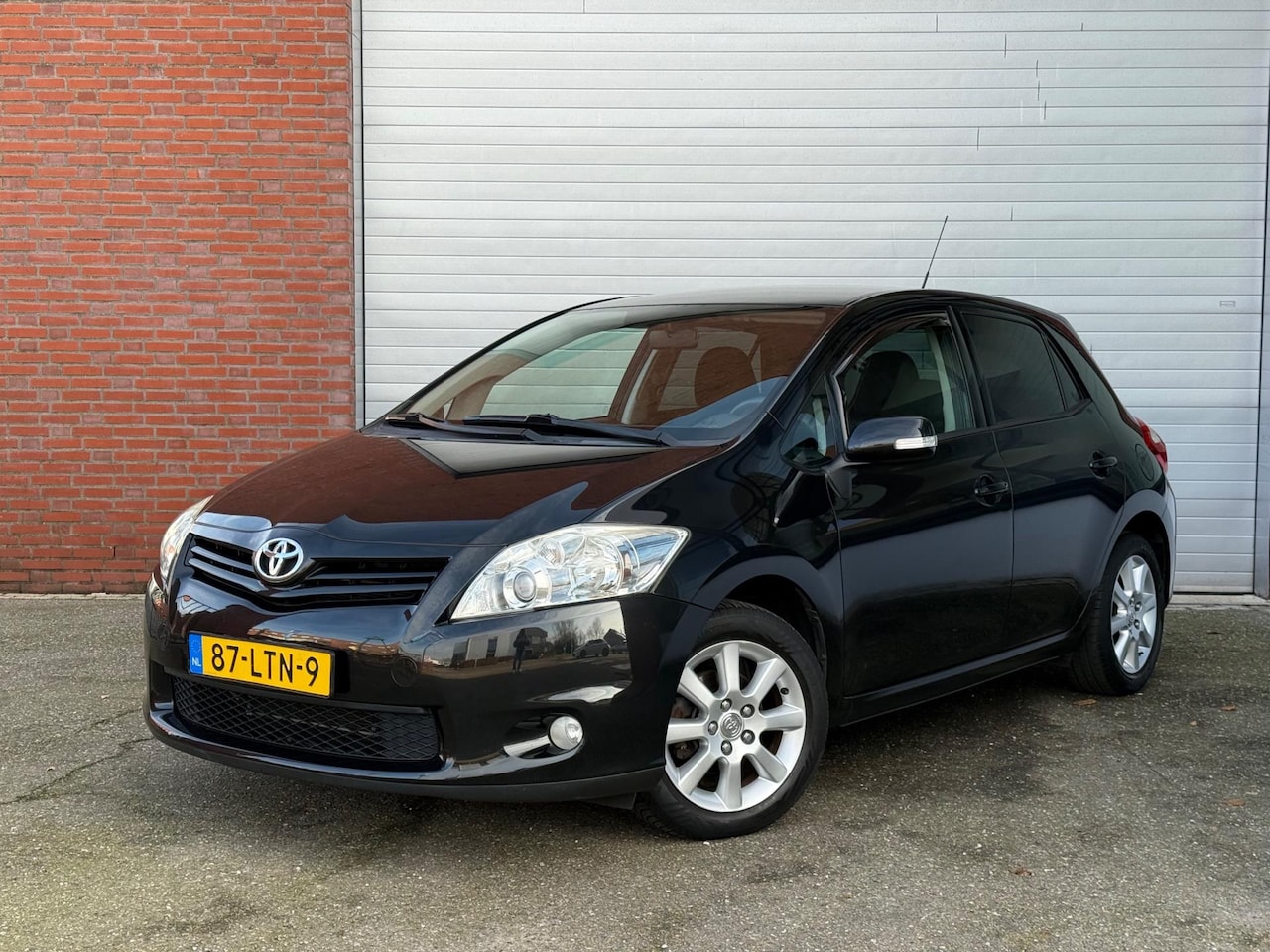 Toyota Auris - 1.6 Aspiration| NAVI| 6 BAK| AIRCO| NAP| NEW APK - AutoWereld.nl