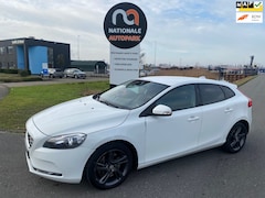 Volvo V40 - 2014 * 2.0 D4 Kinetic Business * EURO 6 * APK