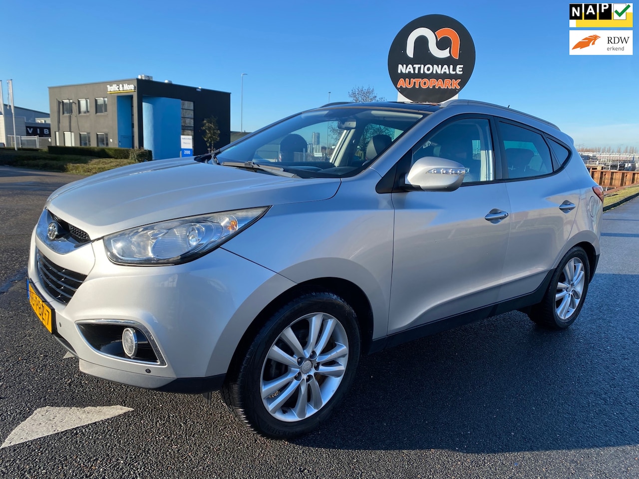 Hyundai ix35 - 2011 * 2.0i i-Catcher * NIEUWE APK! * PANORAMADAK * NAVI - AutoWereld.nl
