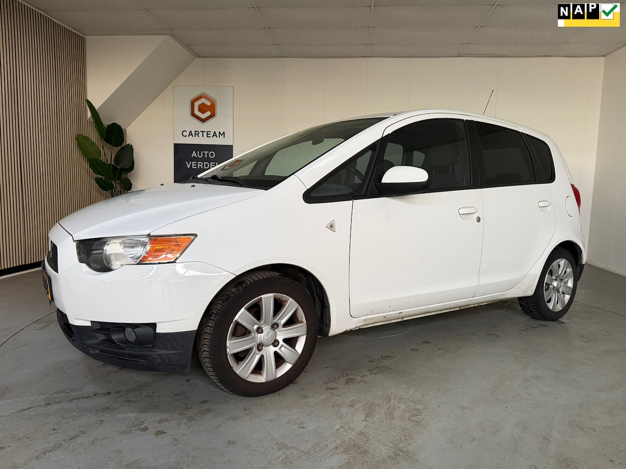 Mitsubishi Colt - 1.3 Edition Two Airco, Trekhaak, LMV - AutoWereld.nl