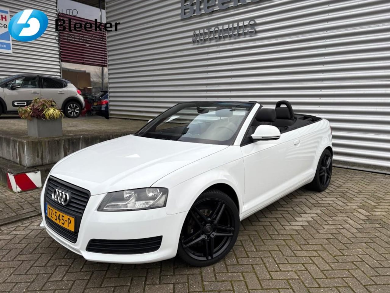 Audi A3 - 1.6 Ambition Distr Riem VV Carplay Stoelverwarming Airco DAB PDC - AutoWereld.nl