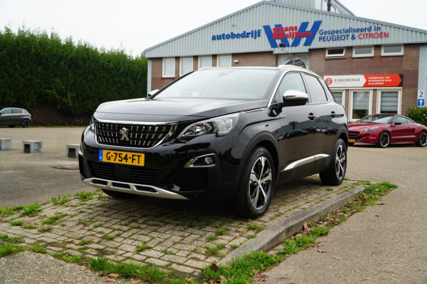 Peugeot 3008 - CROSSWAY 1.2-130pk automaat -incl. 12 maanden garantie en rijklaarkosten - AutoWereld.nl