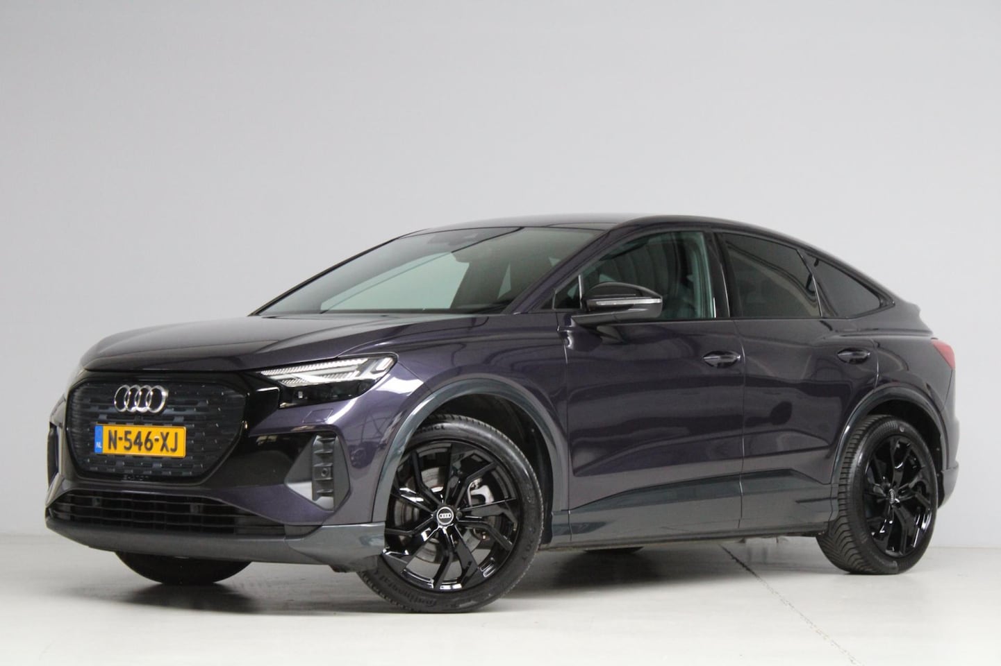 Audi Q4 Sportback e-tron - 40 Advanced Edition 77 kWh | achteruitrijcamera | adap. cruise | rijstrooksensor | matrix - AutoWereld.nl