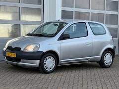 Toyota Yaris - 1.0-16V VVT-I Terra 3-Drs Trekhaak Rijklaar