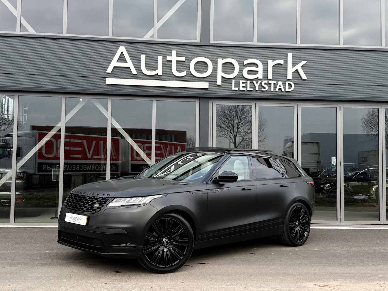 Land Rover Range Rover Velar - 2.0 P250 Turbo AWD HSE - AutoWereld.nl