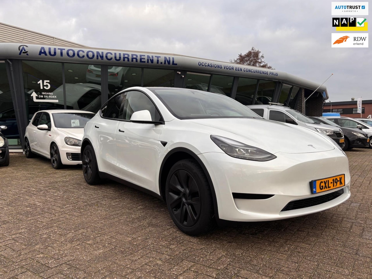 Tesla Model Y - Long Range RWD 75 kWh Long Range RWD 75 kWh, Marge, Nieuwstaat, Inruil mogelijk. - AutoWereld.nl