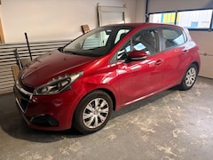 Peugeot 208 - 1.2 PureTech Blue Lion (MOTOR DEFECT)