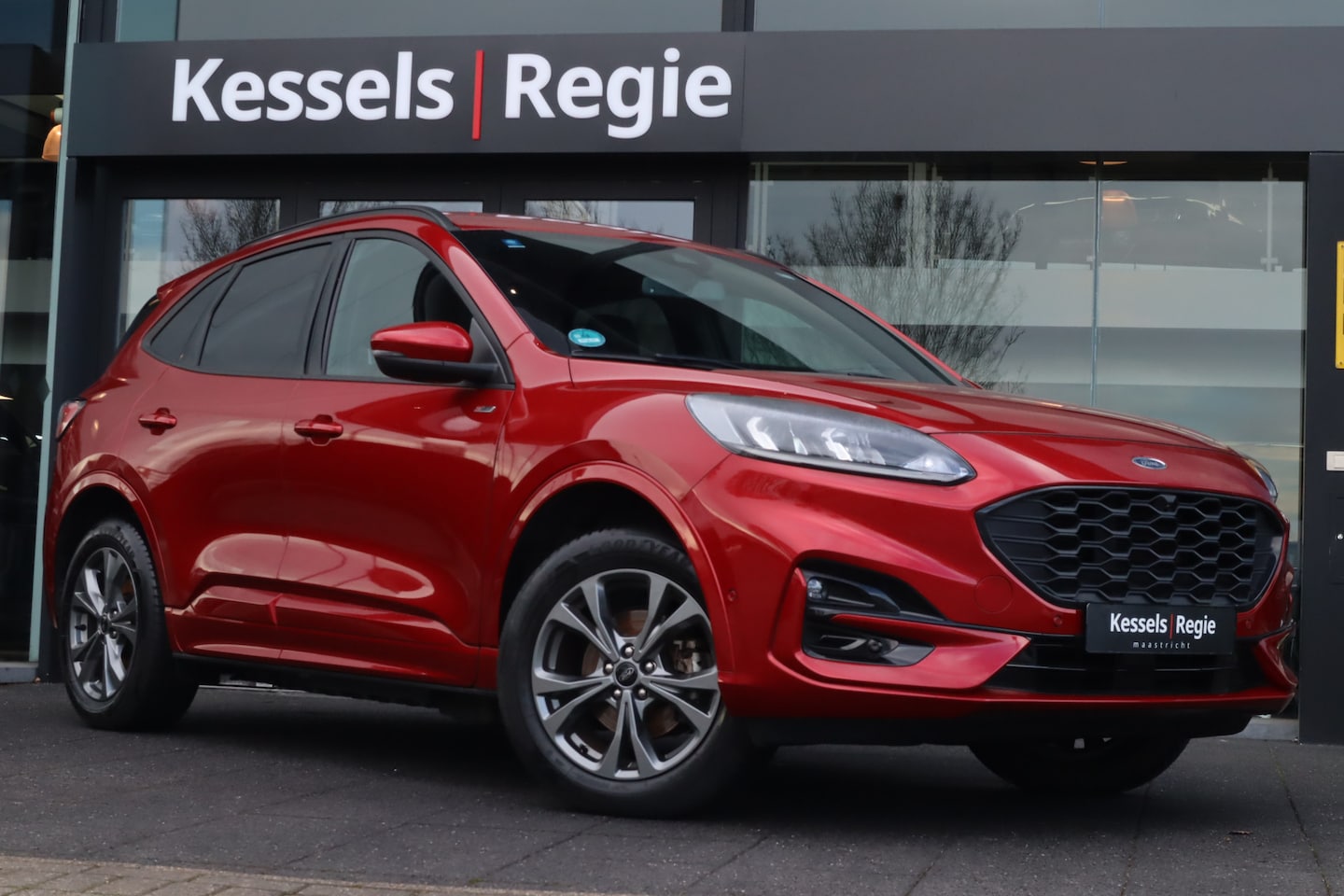 Ford Kuga - 2.5 PHEV ST-Line ACC El.Haak Keyless Camera Navi Stuur/Stoelverwarming - AutoWereld.nl
