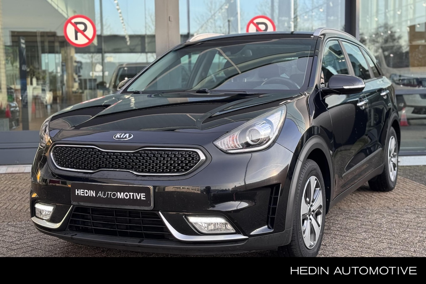 Kia Niro - 1.6 GDi Hybrid DynamicLine | Camera | Navigatie | Trekhaak | - AutoWereld.nl