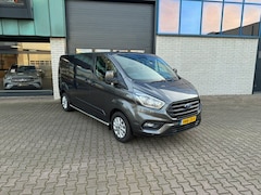 Ford Transit Custom - 300 L2 2.0L 130 PK Trekhaak 2.8T Sidebars LM velgen Airco DAB