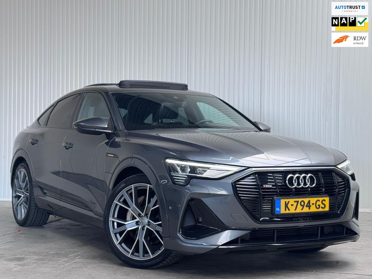Audi e-tron Sportback - 55 quattro S-LINE 95 kWh B&O l PANOl SFEER l CAMERA l ADAPT.CRUISE l ORG.NL l 1e EIG l DEA - AutoWereld.nl