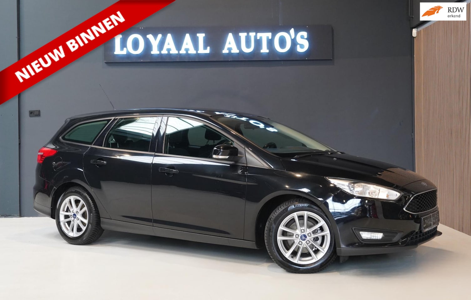 Ford Focus Wagon - 1.0 Titanium Edition | CRUISE | AIRCO | TREKHAAK | PDC | APK. - AutoWereld.nl