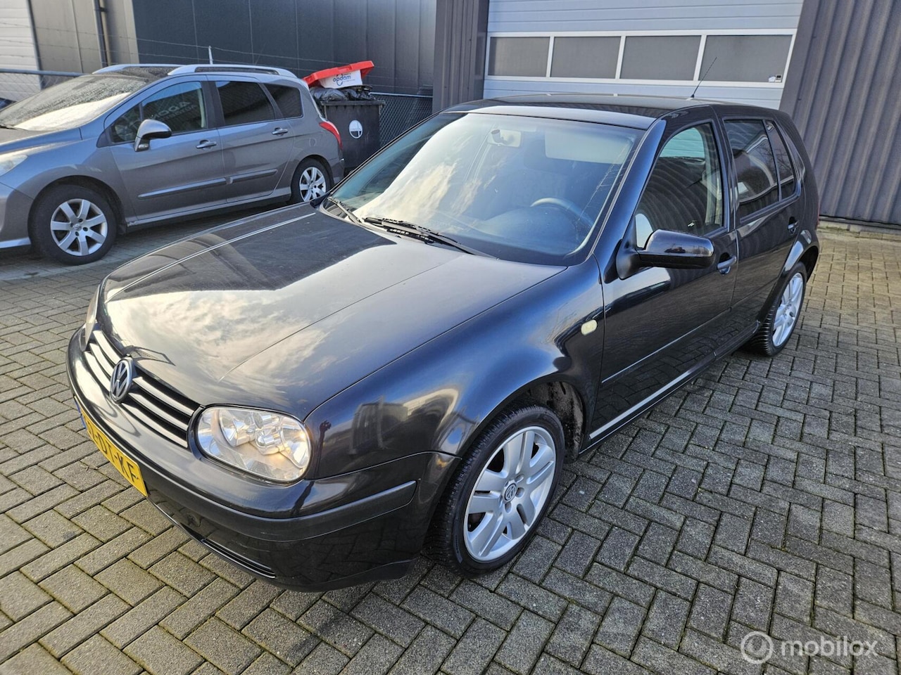 Volkswagen Golf - 1.4-16V Trendline AIRCO APK 25/02/2027 - AutoWereld.nl