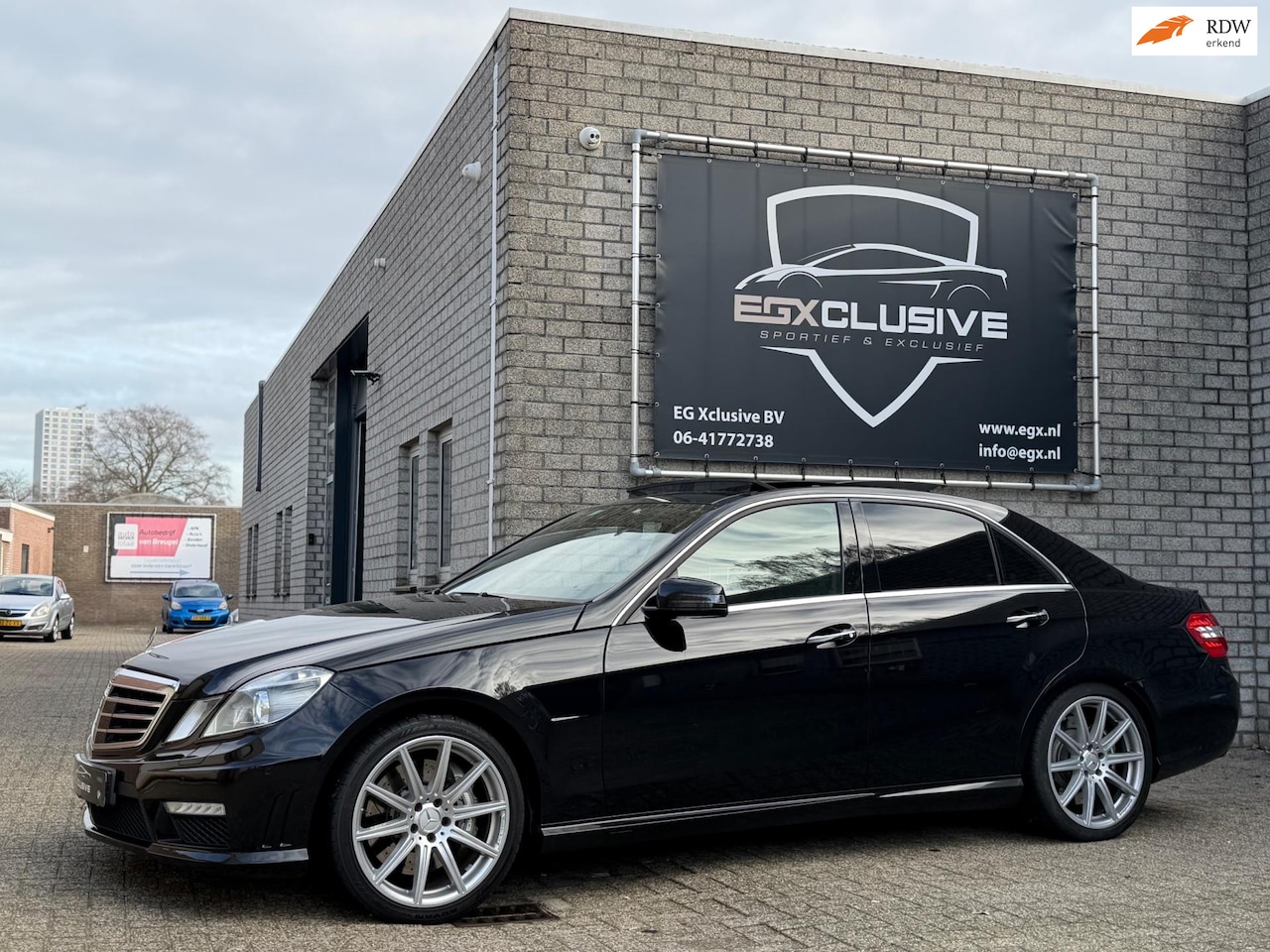 Mercedes-Benz E-klasse - AMG 63 Performance Package Pano/Massage/Camera - AutoWereld.nl
