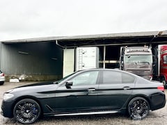 BMW 5-serie - 540i 340pk aut + f1 High Exe M-Sport - schuifdak - hud - softclose - b&w - 360cam - stoelv