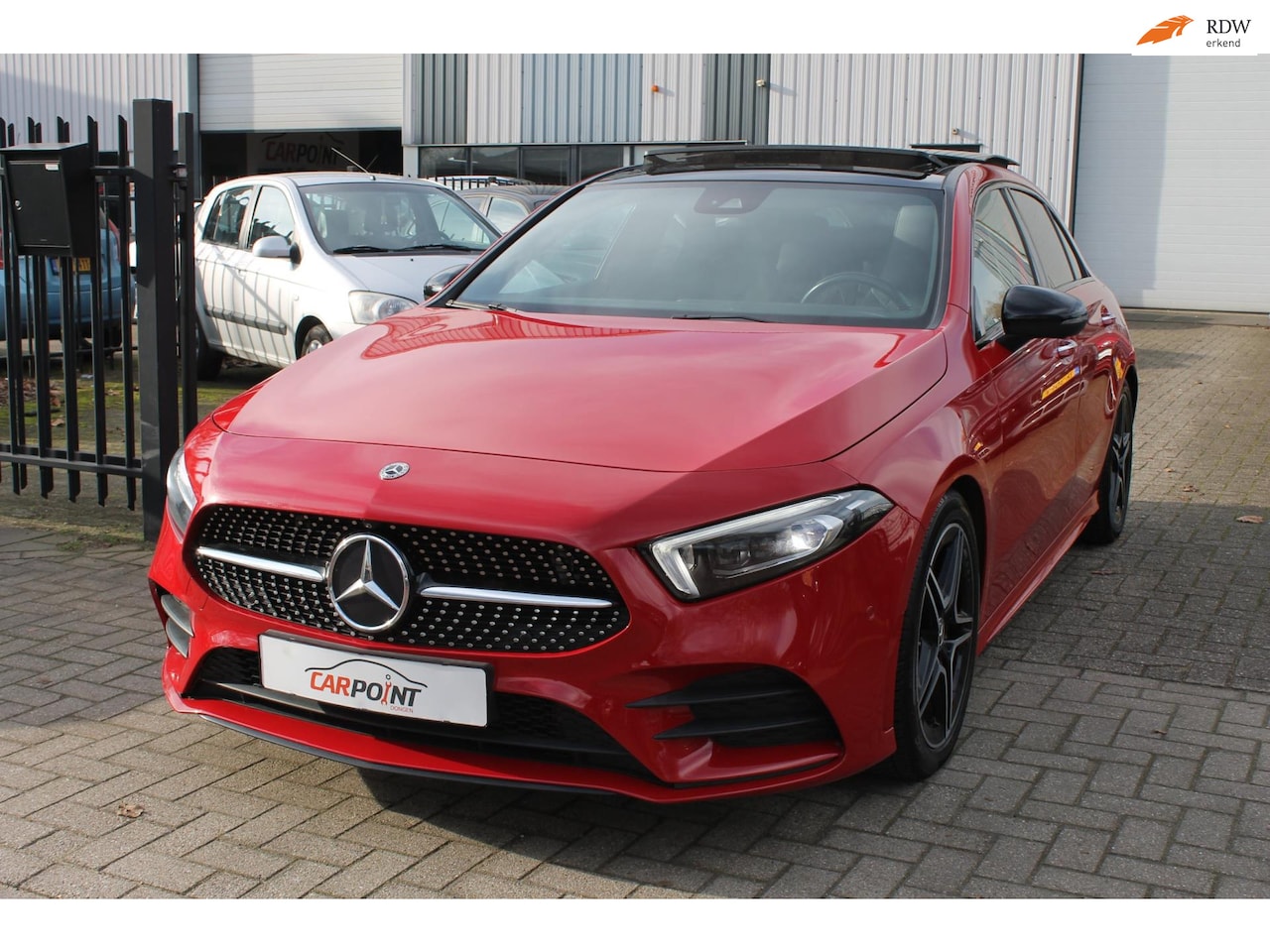 Mercedes-Benz A-klasse - 220 4MATIC AMG Premium Plus Pano Sfeer Memory VOL!! - AutoWereld.nl