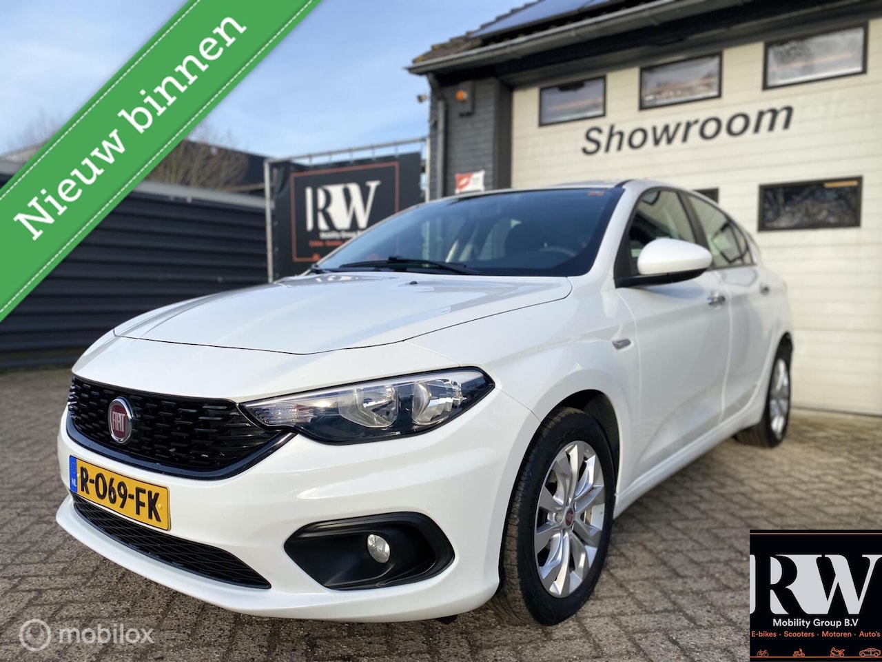 Fiat Tipo - 1.4 Lounge CLIMA*STOELVERW*CRUISE*CARPLAY*NAVI*PDC - AutoWereld.nl