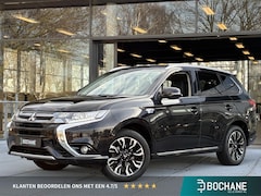 Mitsubishi Outlander - 2.0 PHEV Executive Edition | Trekhaak | Navigatie | Achteruitrijcamera