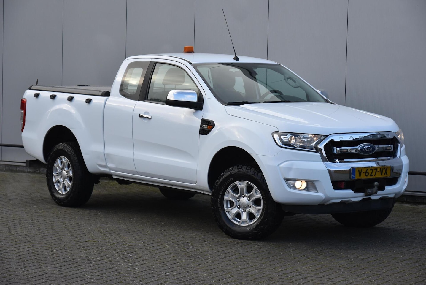 Ford Ranger - 2.2 TDCi Airco Clima 3500 Kg trekhaak Euro 6 4x4 - AutoWereld.nl