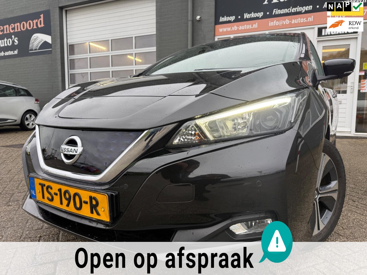 Nissan LEAF - 2.ZERO EDITION 40 kWh met parkeercamera en navigatie en bluetooth - AutoWereld.nl