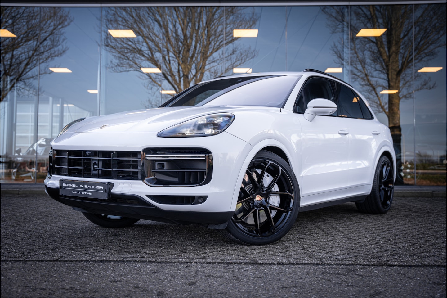 Porsche Cayenne - 4.0 Turbo ** PCCB** Burmester ** Approved ** Panodak ** Trekhaak ** 18-weg Sportstoelen 4W - AutoWereld.nl