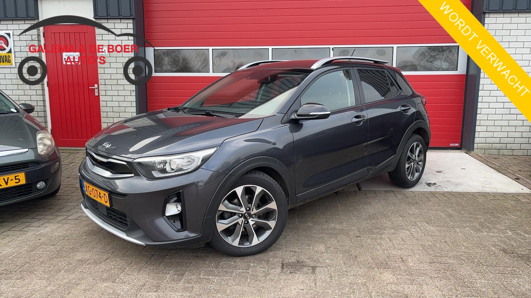 Kia Stonic - 1.0 T-GDi DynamicLine KEYLESS / CARPLAY / CAMERA / NAVI / CLIMA / PDC / BLUETOOTH / CRUISE - AutoWereld.nl
