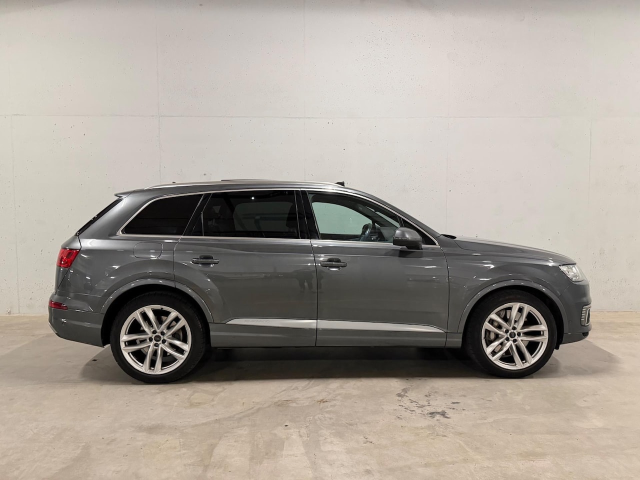 Audi Q7 - 3.0 TDI e-tron quattro S-line Pano Leer Navi 360 - AutoWereld.nl