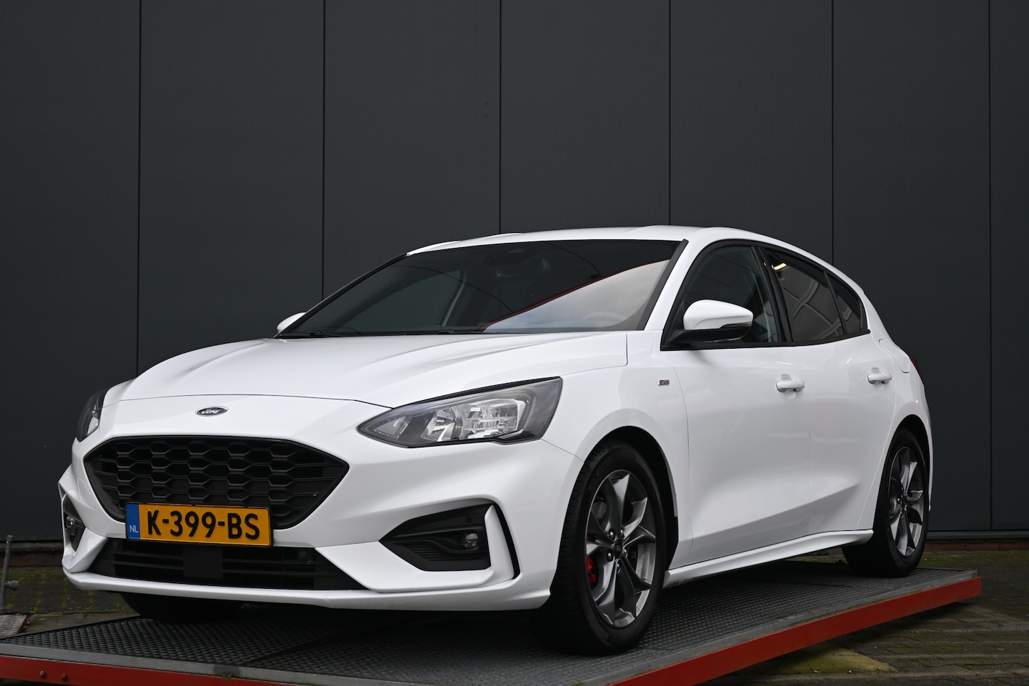Ford Focus - 1.0 EcoBoost Hybrid ST Line X Business 1.0 EcoBoost Hybrid ST Line X Business - AutoWereld.nl
