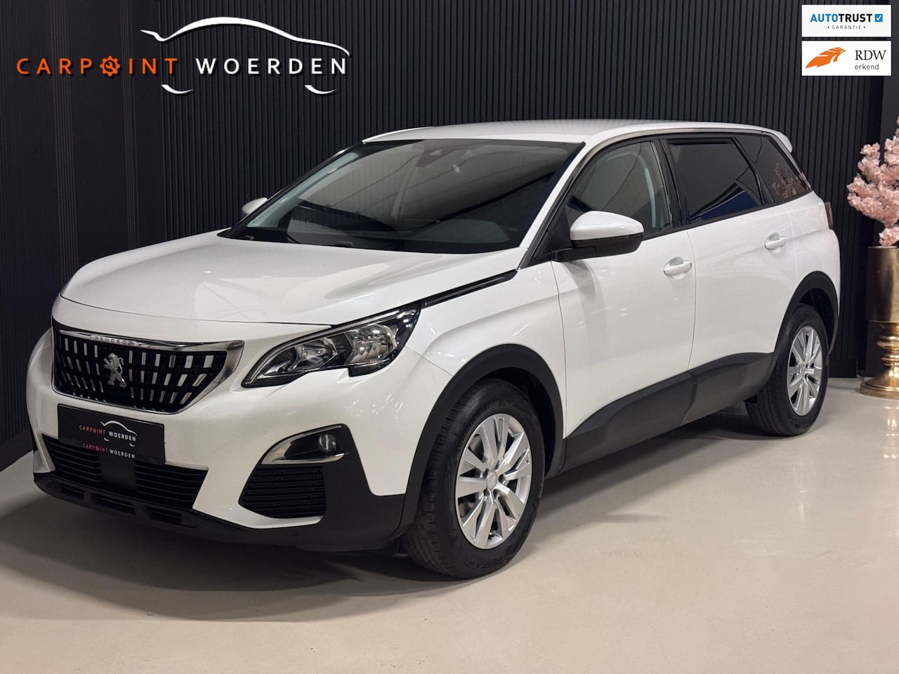Peugeot 5008 - 1.2 PureTech Blue Lease Executive 7 PERS | DEALER ONDERHOUDEN - AutoWereld.nl