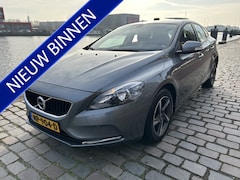Volvo V40 - 2.0 T2 Kinetic Airco/Ecc Navi PDC Trekhaak