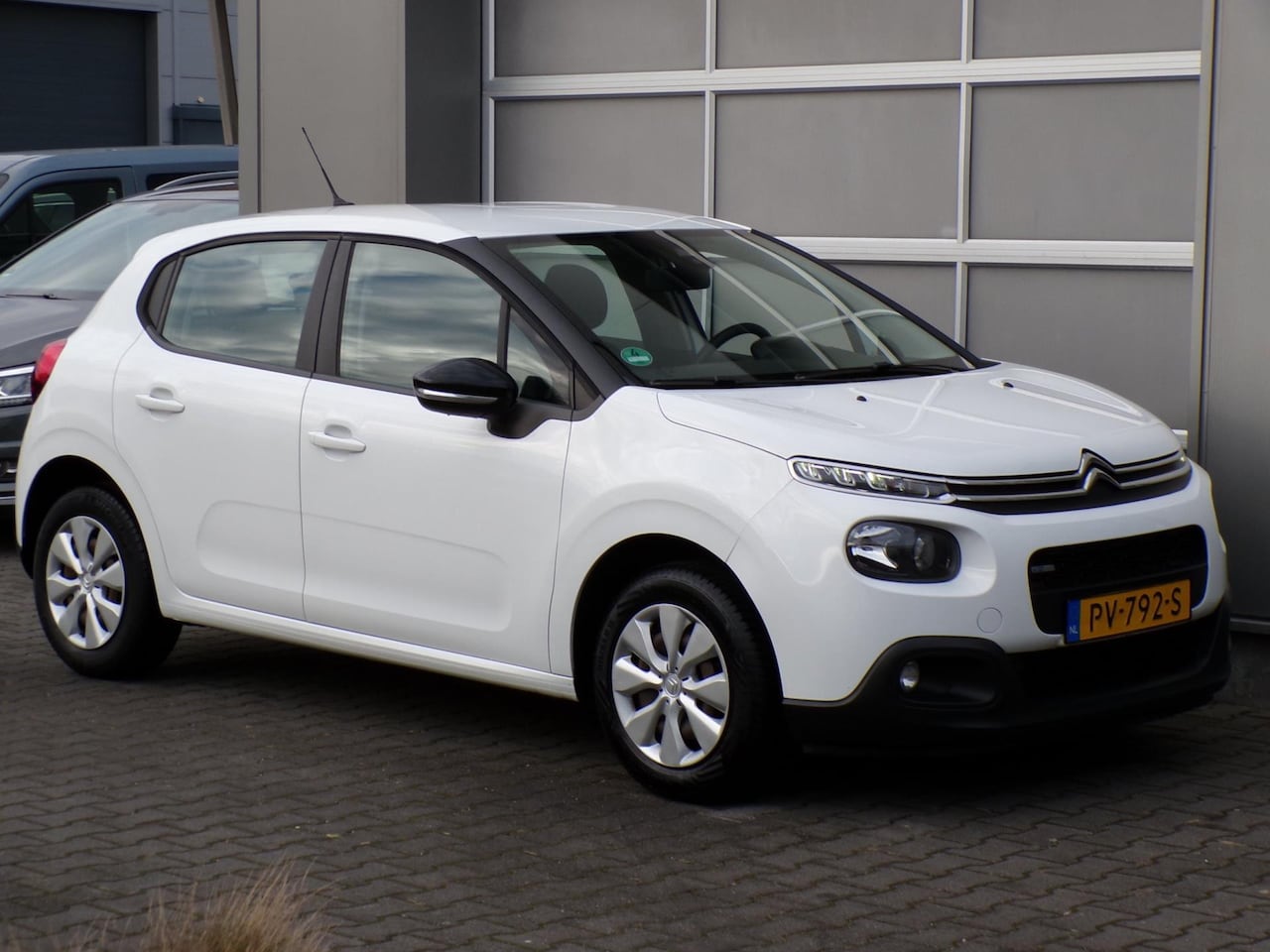 Citroën C3 - 1.2 PureTech Feel|Carplay|Cruise|Clima|PDC|BT|LED - AutoWereld.nl