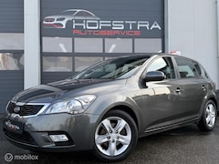 Kia Cee'd - 1.4 CVVT Seven Camera Cruise Airco Carplay DAB NAP