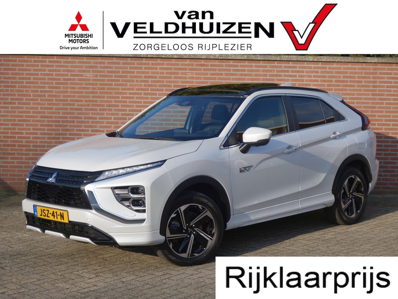 Mitsubishi Eclipse Cross - 2.4 PHEV Instyle | schuif/kanteldak | leer | trekhaak - AutoWereld.nl
