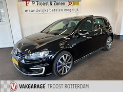 Volkswagen Golf - 1.4 TSI GTE 204PK | Panoramadak | Lederen bekleding | Adaptieve cruise control | Keyless |