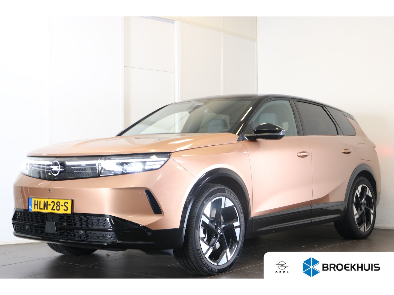 Opel Grandland Electric - GS 73 kWh | Navi | Verw. Stoelen-stuur-voorruit | Camera | LMV 20 "| PDC V+A | - AutoWereld.nl