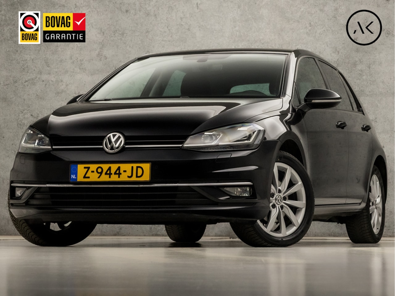 Volkswagen Golf - 1.5 TSI Sportline 150Pk Automaat (VIRTUAL COCKPIT, APPLE CARPLAY, DYNAMISCHE KNIPPERLICHTE - AutoWereld.nl