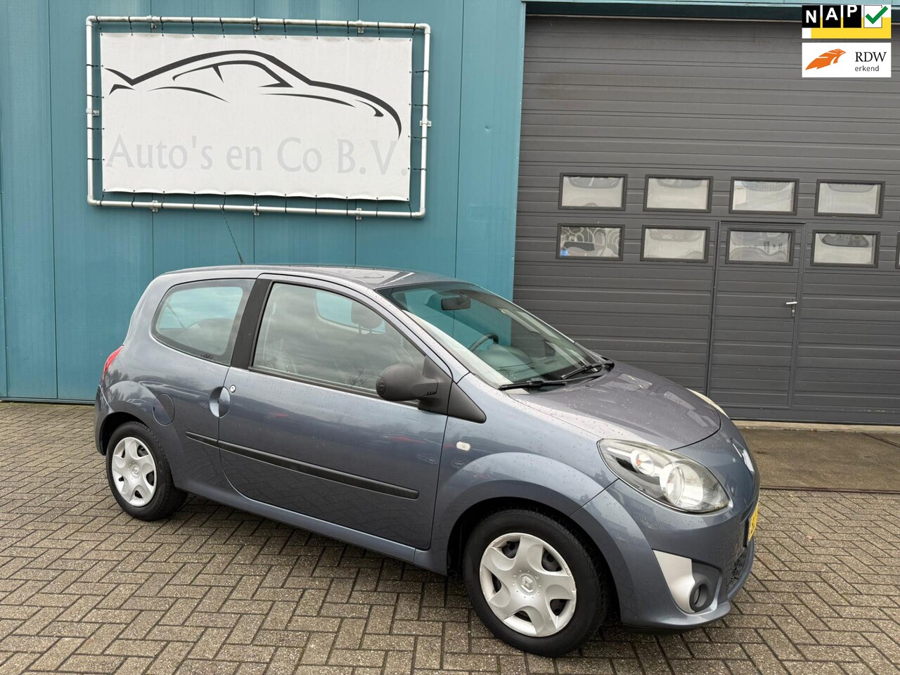 Renault Twingo - 1.2-16V Dynamique Facelift model Stuurbekr NL Auto NAP Apk 12-2026 - AutoWereld.nl