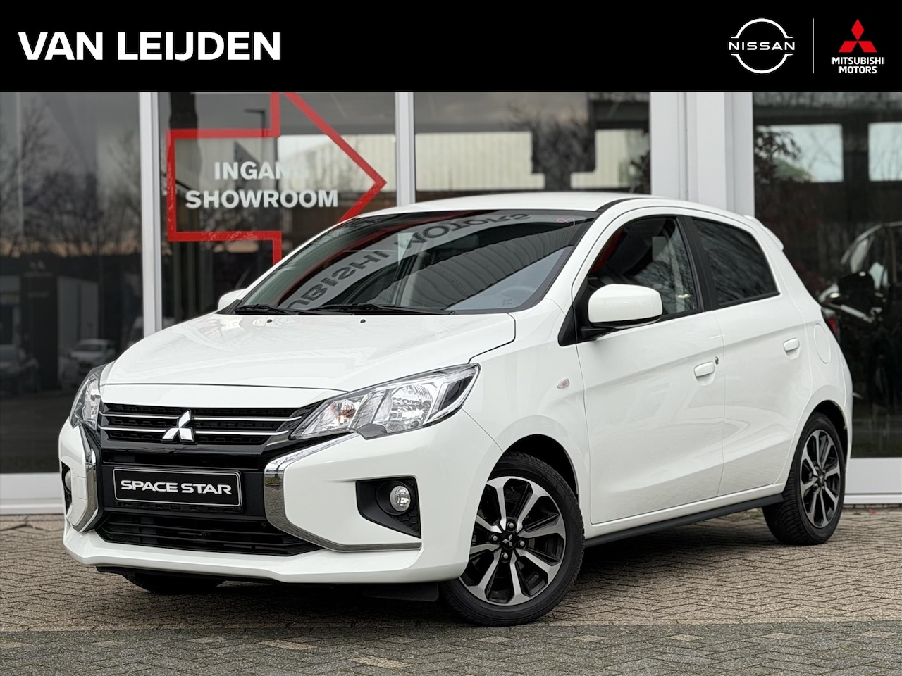 Mitsubishi Space Star - 1.2 CVT Dynamic | Cruise Control | Apple CarPlay | Android Auto | All Season - AutoWereld.nl