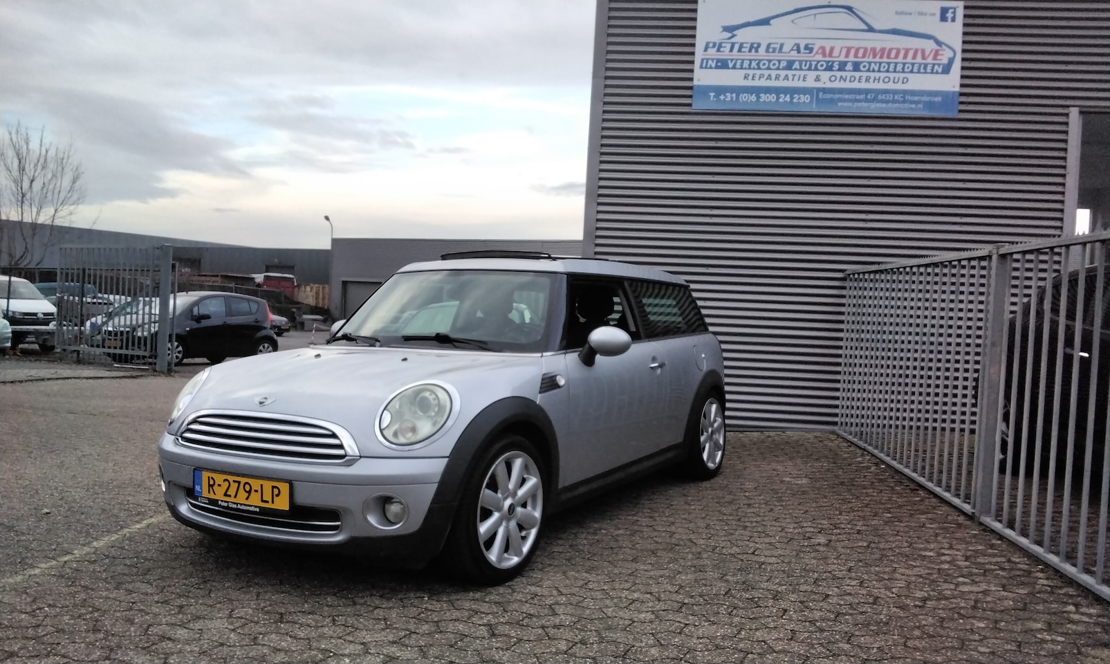 MINI COOPER CLUBMAN