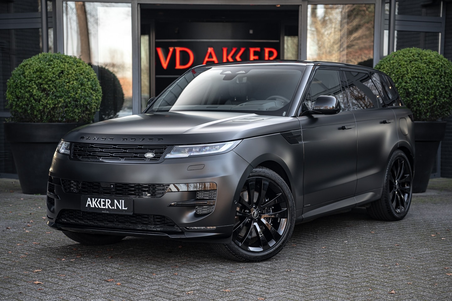 Land Rover Range Rover Sport - LANDROVER P550e Autobiography | Head-up | Massage | 4WSturing | Black Pack | 23" - AutoWereld.nl