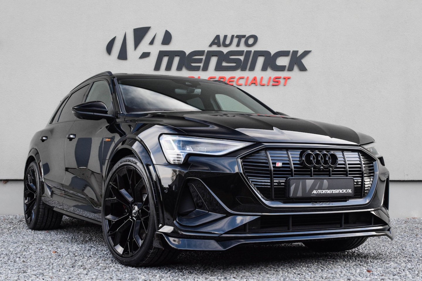 Audi e-tron - S Quattro 371kW / Standkachel/ Luchtvering/ Bang & Olufsen Sound System/ Panoramadak/ Trek - AutoWereld.nl