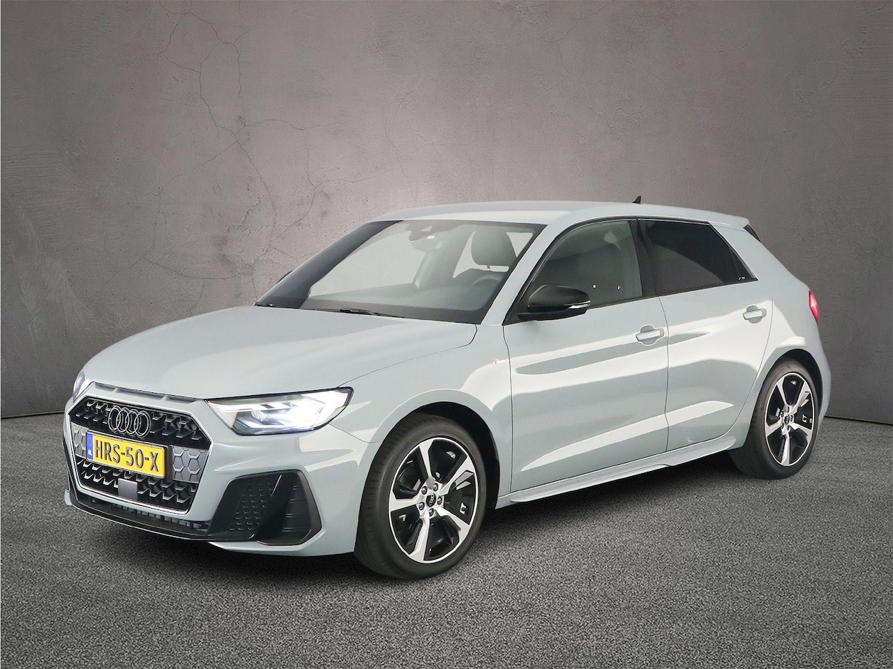 Audi A1 Sportback - 25 TFSI S edition | Cruise control | S-line | Full-Led | Optiek zwart | Ambient lighting | - AutoWereld.nl