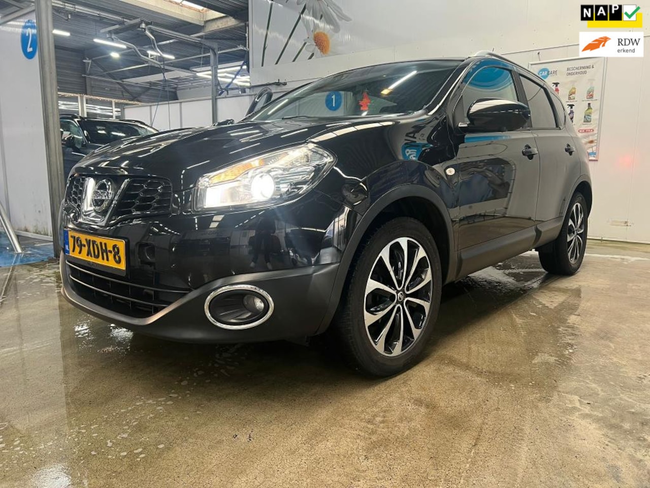 Nissan Qashqai - 1.6 Connect Edition Automaat 360 camera Airco - AutoWereld.nl