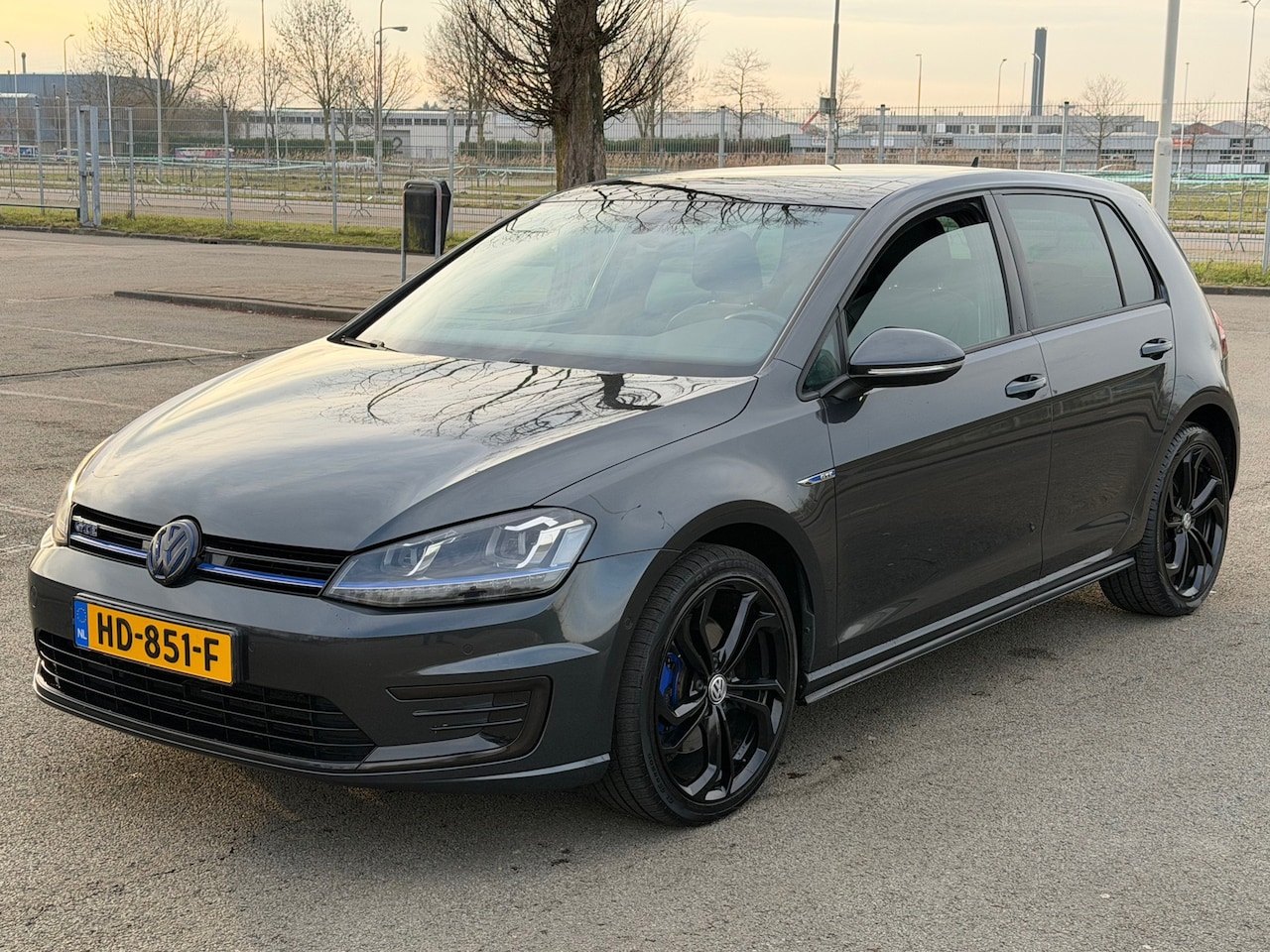 Volkswagen Golf - 1.4 TSI GTE DSG - NAVI - PANO - AutoWereld.nl