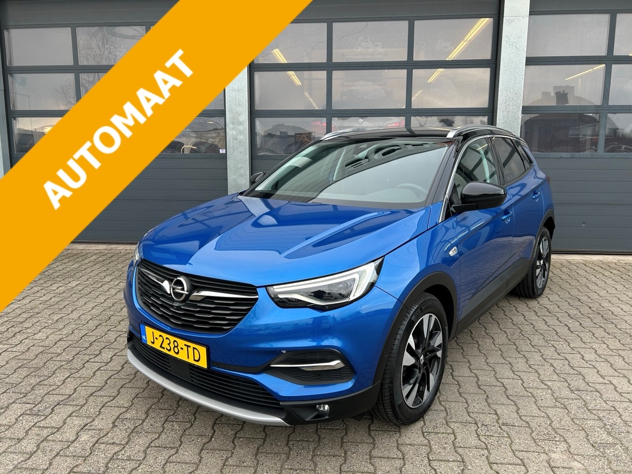 Opel Grandland X - 1.6 Turbo 180pk Automaat Ultimate - AutoWereld.nl