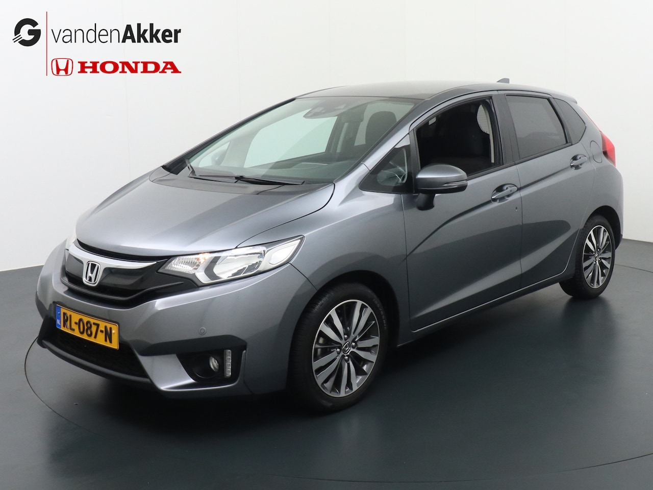 Honda Jazz - 1.3 i-VTEC 102pk CVT Elegance + NAVI Rijklaarprijs 12 mnd garantie - AutoWereld.nl