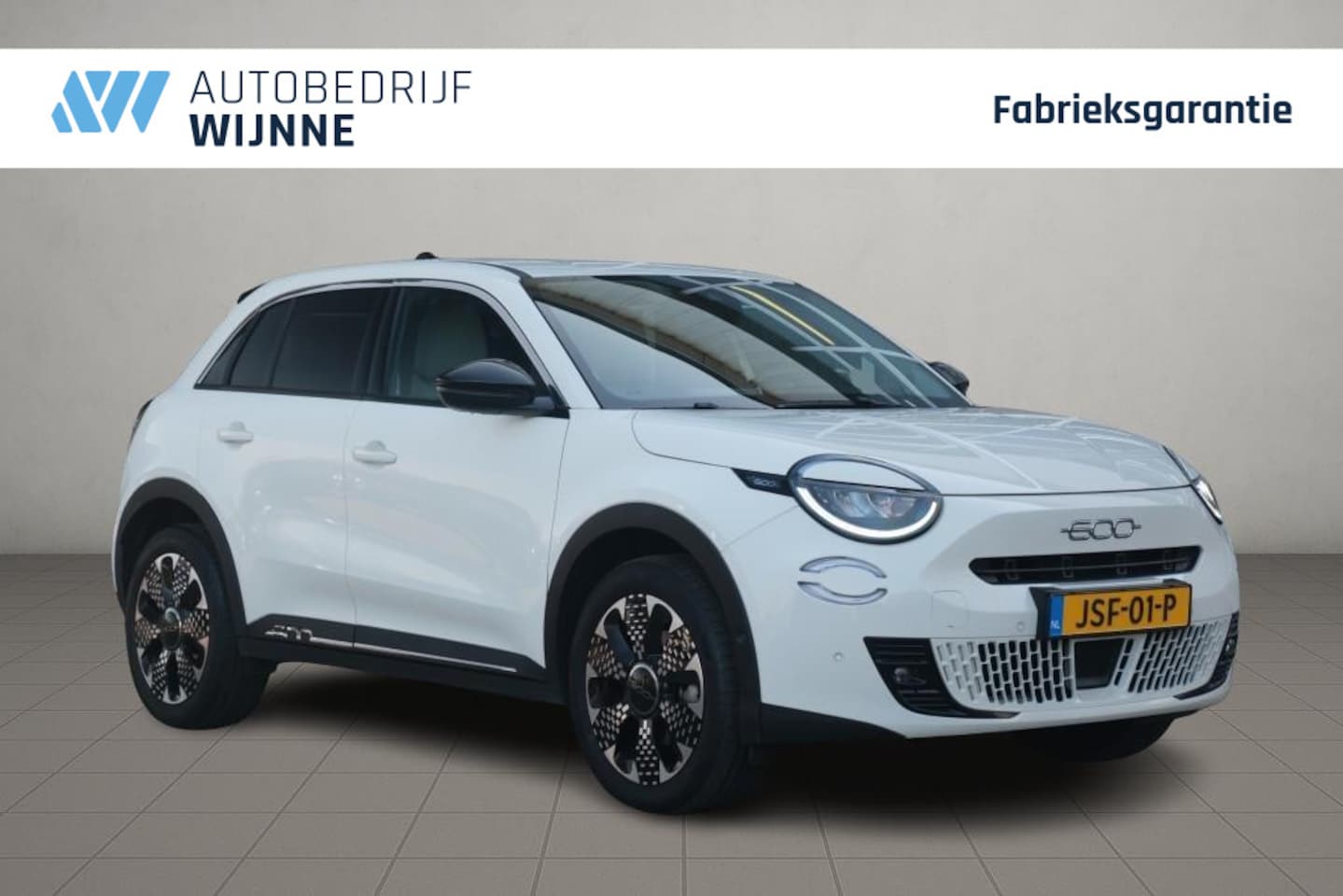 Fiat 600 - 1.2 Hybrid 110pk DCT6 La Prima | Navi | App Connect | Adaptive Cruise | Climate | Keyless - AutoWereld.nl